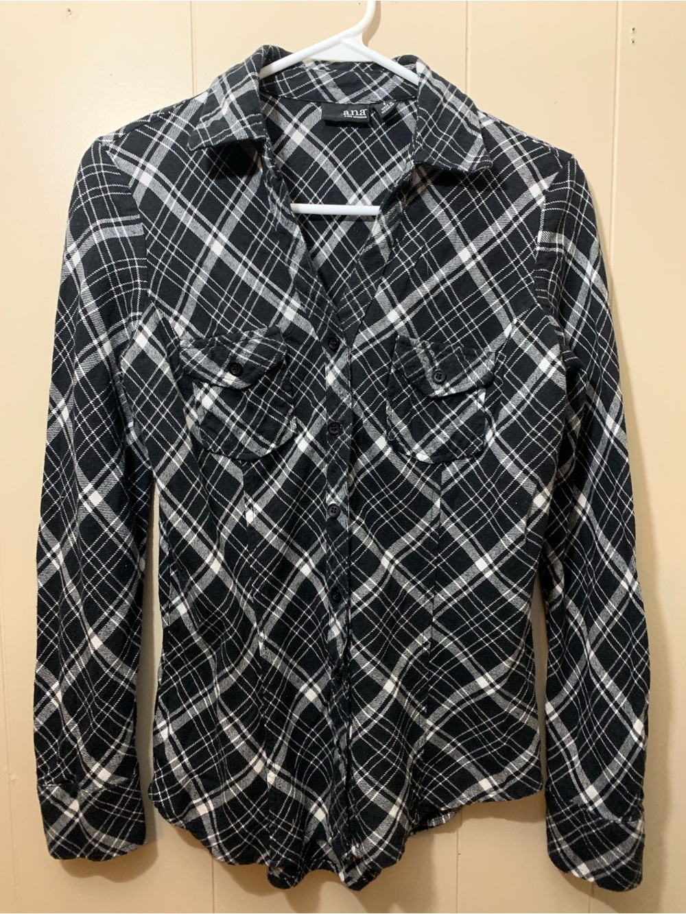 Women’s a.n.a Black and White Plaid Shirt size small